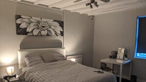 Unclassified image, 4 of 9, button - Shayan Studio Flats Stourbridge (Stourbridge)