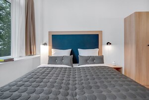 公寓 (for 2) | 1 多间卧室、办公桌、笔记本电脑工作区、熨斗/熨衣板