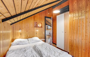 3 bedrooms, travel cot, free WiFi - Amazing home in Skjern with kitchen (Skjern)