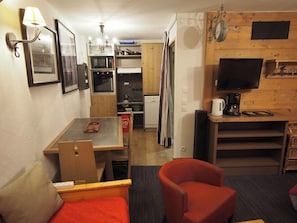 TV, stereo
