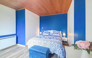 4 slaapkamers, reisbedje, gratis wifi, beddengoed