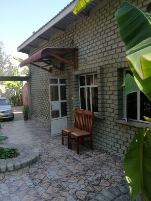 Exterior - In-Africa Stay (Arusha)