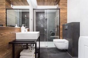 Shower, hair dryer, bidet, towels - Studio with sunny terrace with Wawel Castle View - near Main Square  (Kraków)