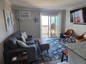 Smart TV - Ocean Front with Massive New Kitchen! (North Topsail Beach)