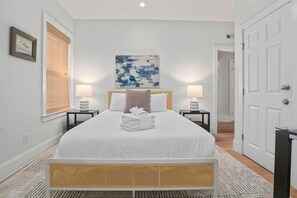 4 chambres, fer et planche à repasser, accès Internet, draps fournis