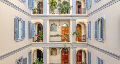 Andromeda Luxury Apartment in Colosseum