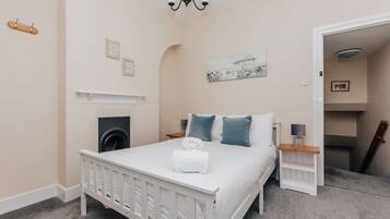 2 Schlafzimmer, Bügeleisen/Bügelbrett, kostenloses WLAN, Bettwäsche