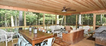 Sleepy View Retreat - hot tub, pet friendly, pond, trail, fireplace, fire pit
