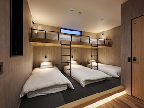 1 bedroom, desk, free WiFi, bed sheets