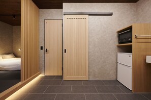 1 bedroom, desk, free WiFi, bed sheets - 10 minutes walk from Hakata Station  Japanese m / Fukuoka Fukuoka (Fukuoka)