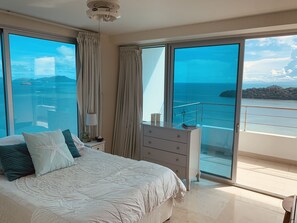 3 slaapkamers, een bureau, een strijkplank/strijkijzer, wifi