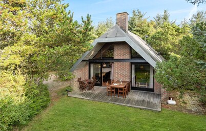 Cozy home in Vestervig with sauna
