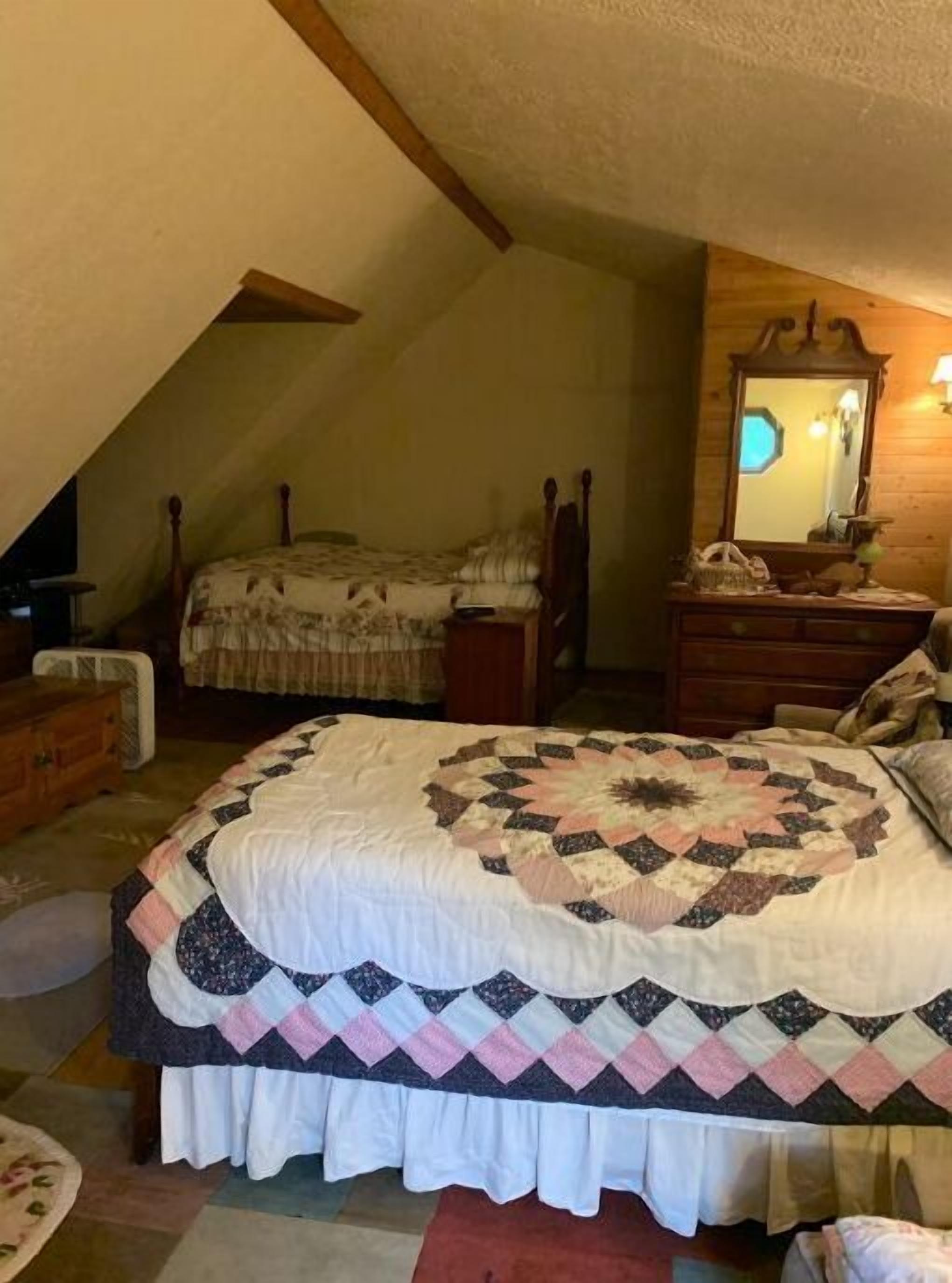 2 bedrooms, WiFi, bed sheets