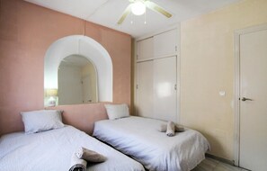 2 chambres, Wi-Fi gratuit, draps fournis