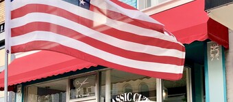 Private Apartment in Historical Downtown Hillsdale