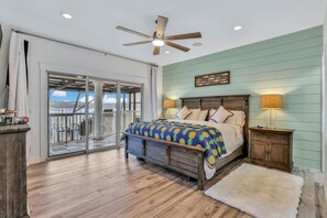 5 Schlafzimmer, Bügeleisen/Bügelbrett, kostenloses WLAN, Bettwäsche