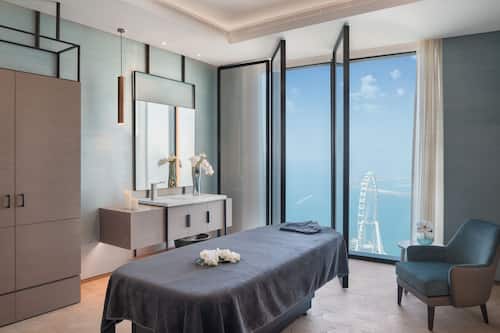 Couples treatment rooms, sauna, steam room, Turkish bath