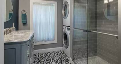 *New* The Foundry Getaway 2BR / 1 BR