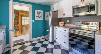 *New* The Foundry Getaway 2BR / 1 BR