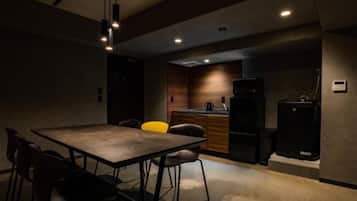 Room | Ruang tamu | TV skrin rata