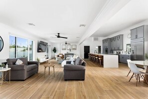 Smart TV, fireplace, video games, Netflix