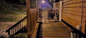 4 br/2full bath.  One of two properties within 1m of each other for large groups