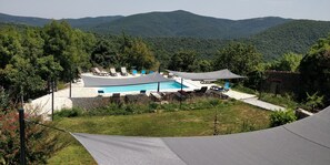 Outdoor pool, a heated pool - Can Poujol, enjoying the sun with friends and family in a peaceful setting  (Taulis)