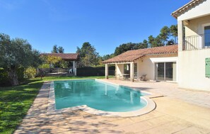 Piscina all'aperto