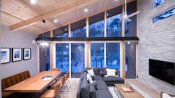 Chalet | Dining room