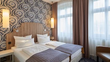 1 quarto, escrivaninha, Wi-Fi, roupa de cama