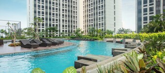 Louis Kienne Cikarang Hotel & Service Apartment 