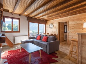 TV, fireplace - Near slopes La Clusaz, 6 pers., fireplace, garage (La Clusaz)