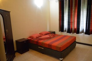 單棟房屋 | 3 間睡房、熨斗/熨衫板、免費 Wi-Fi、床單