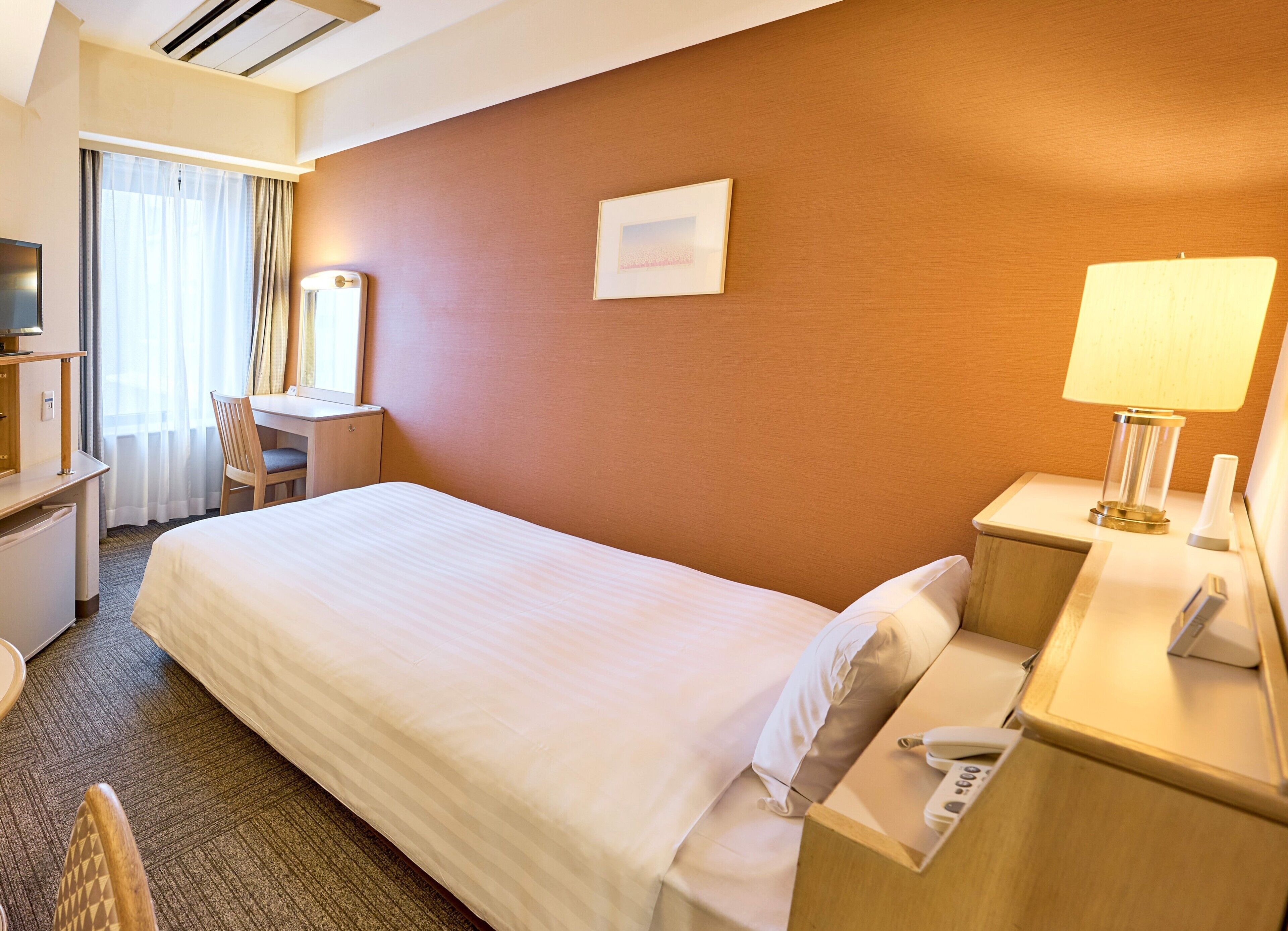 Desk, iron/ironing board, free WiFi, bed sheets