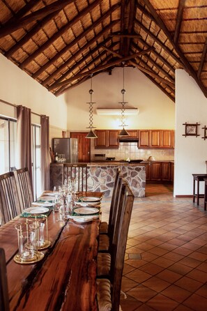 Dining - Phuti Safari Lodge (Phalaborwa)