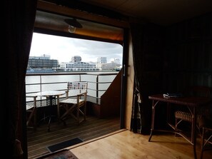 Suite (Voyage Autour du Monde) | Balkon
