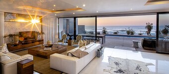 ドルフィン コースト YOLO スペース – ビーチ ハウス ヴィラ