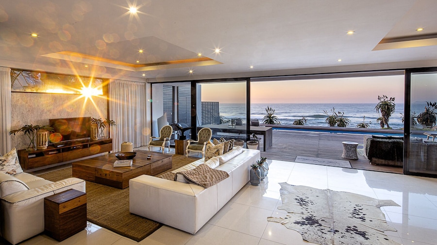 Dolphin Coast YOLO Spaces – Beach House Villa