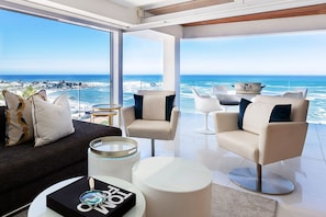 Clifton YOLO Spaces Clifton Beachfront Penthouse | Living area | Flat-screen TV - Clifton YOLO Spaces – Clifton Beachfront Penthouse (Cape Town)