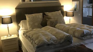 2 Schlafzimmer, Schreibtisch, Bügeleisen/Bügelbrett, kostenloses WLAN
