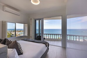 Clifton YOLO Spaces Clifton Beachfront Magic | Free WiFi, bed sheets - Clifton YOLO Spaces – Clifton Beachfront Apartments  (Cape Town)