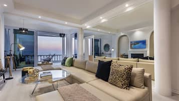 Clifton YOLO Spaces Clifton Beachfront Dream | Living area | Flat-screen TV