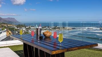 Sun deck