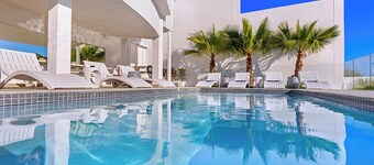 Clifton YOLO Spaces – Clifton Boutique Apartments 