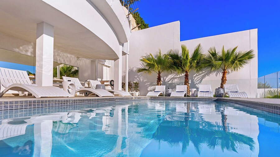 Clifton YOLO Spaces – Clifton Boutique Apartments