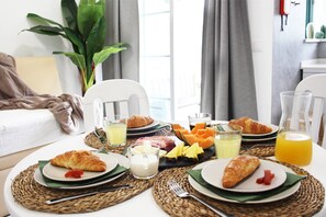 Dining - Easy4Stay by Beach Resort (Portimão)