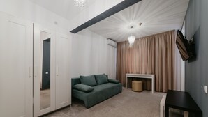 Unclassified image, 2 of 102, button - Hotel Meteor (Cluj-Napoca)