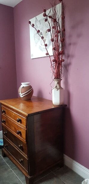 House | Bathroom | Shower, hair dryer, towels, shampoo