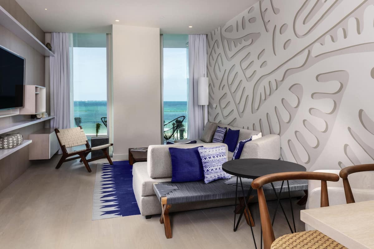 1 室のベッドルーム、高級寝具、ミニバー、セーフティボックス (室内)