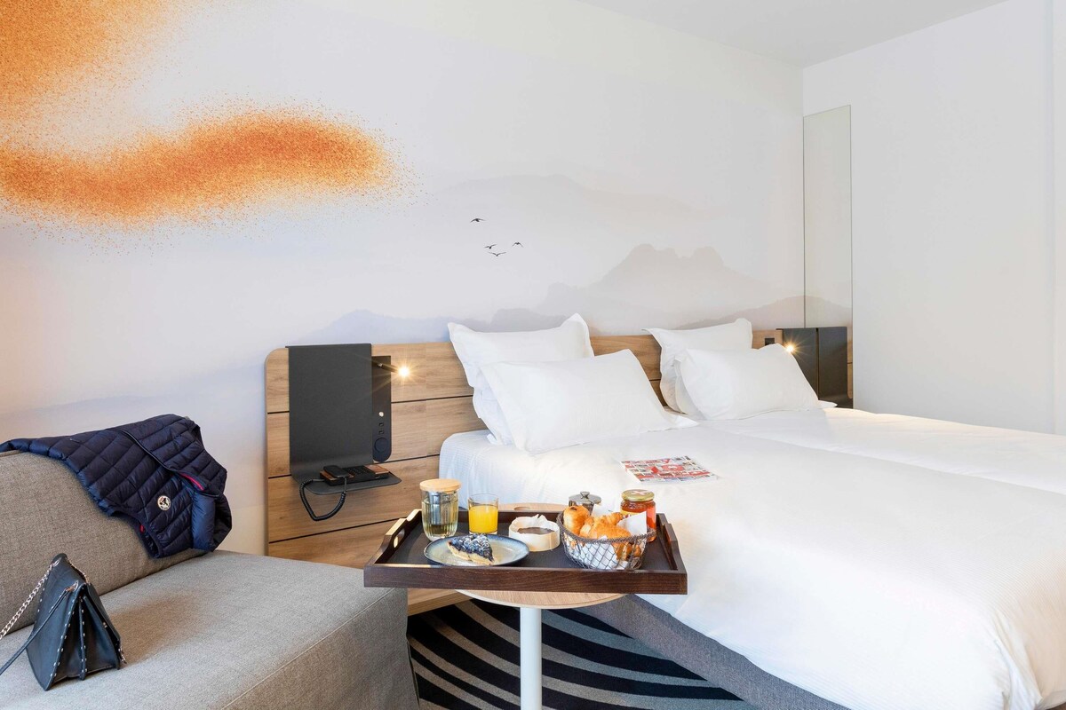 Classic Room, Berbilang Katil | Peralatan tempat tidur premium, ruang kerja komputer riba, kalis bunyi 